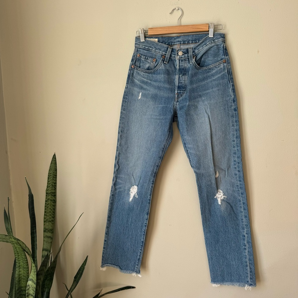 Levi's 501 Distressed Blue Jeans